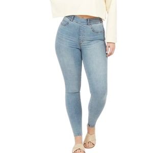 Spanx Petite Skinny Jean New w/Tags